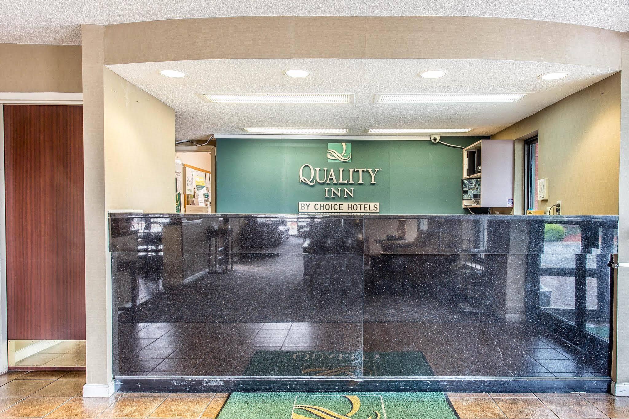 Quality Inn Greenville Near University Exterior foto